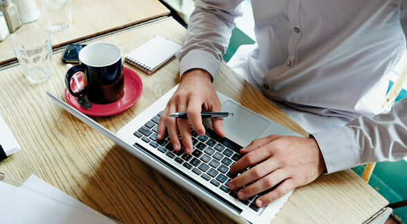 Mit CAMT und CGI kommen in diesem Jahr wichtige Formatumstellungen auf die Finanzbuchhaltung unserer Kunden zu.